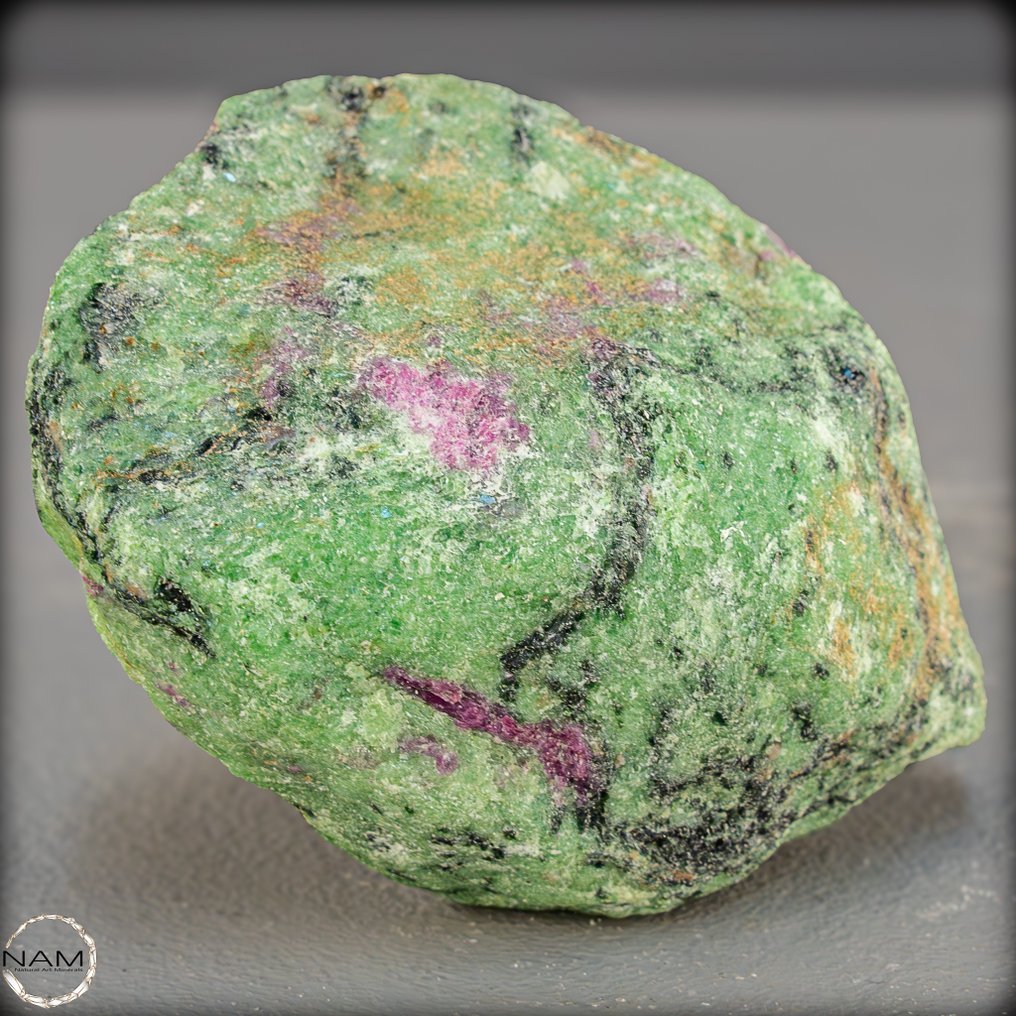 自然的红宝石水晶 在 Zoisit Matrix- 434.59 g #3.2