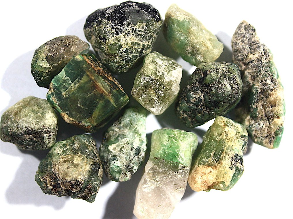 Ct. 168.0 natural rough emerald Specimen- 33.6 g #1.0