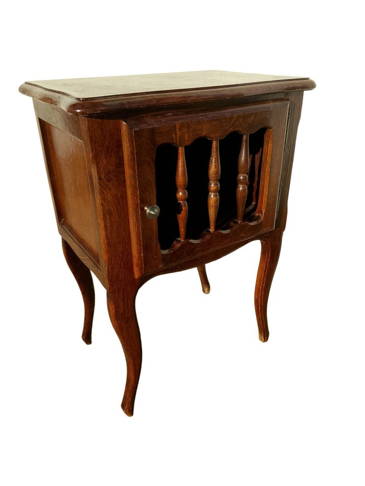 Κομοδίνο - Ξύλο - Μικρή πόρτα με κάγκελα. #4.3