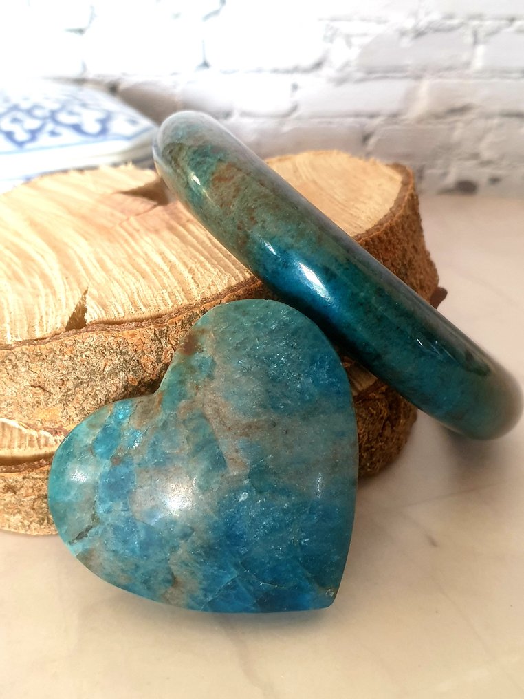 Blue Apatite - Bangle #1.0