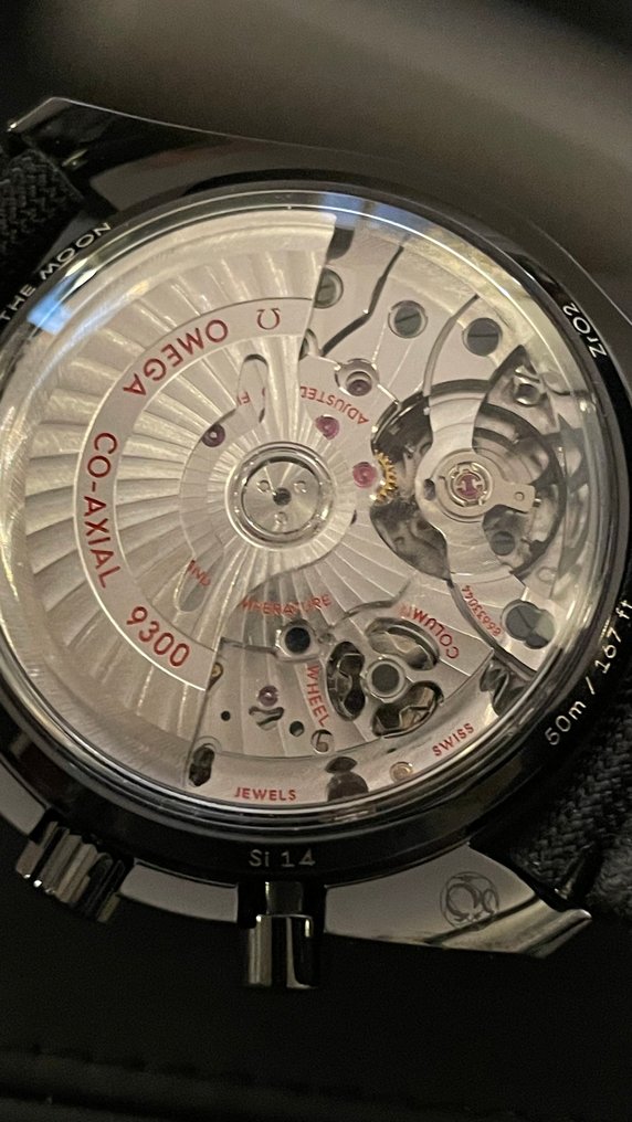 Omega - Speedmaster Moonwatch 'Dark Side of the Moon' - Nincs minimálár - 31192445101005 - NEW - Férfi - 2010-2020  #3.2