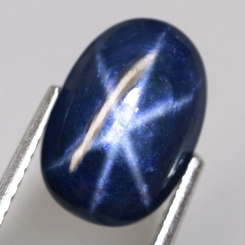 Safir Cabochoner - Højde: 10.5 mm - Bredde: 7.3 mm- 0.67 g - (1) #4.3
