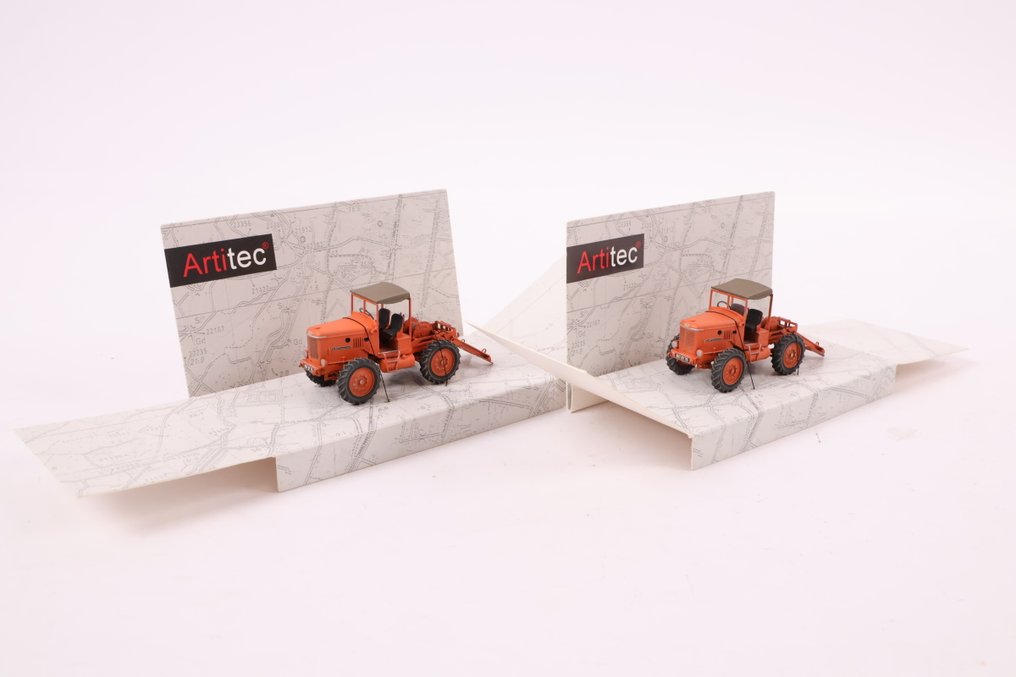 Artitec H0 - 387.512 - Modellvonat járművek (2) - Twee Latil H14 TL10 traktorok #1.0