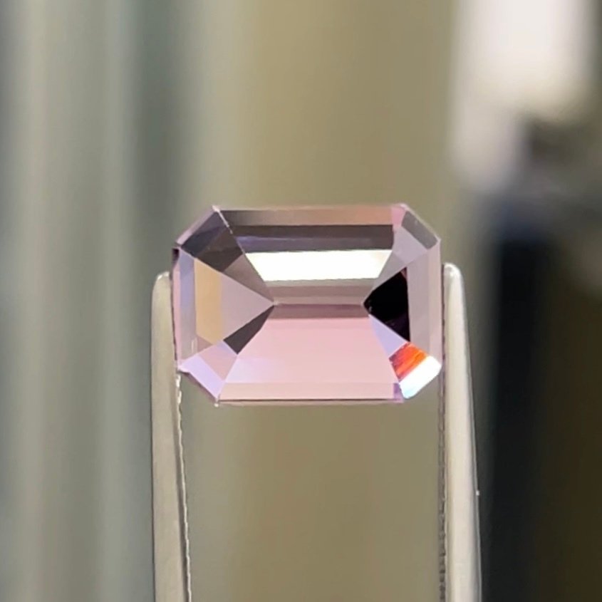 没有保留价 - 1 pcs 粉色, 紫色 紫锂辉石 - 14.87 ct - 国际有色宝石协会(ICA GemLab) - AAA 精细切割 未加热 #1.0