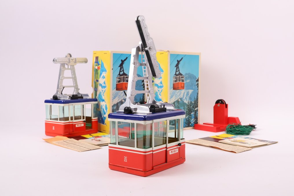 Lehmann/LGB G - 900 - Model train vehicles (2) - Two gondolas for the cable car on Rigi, with guides. #3.2