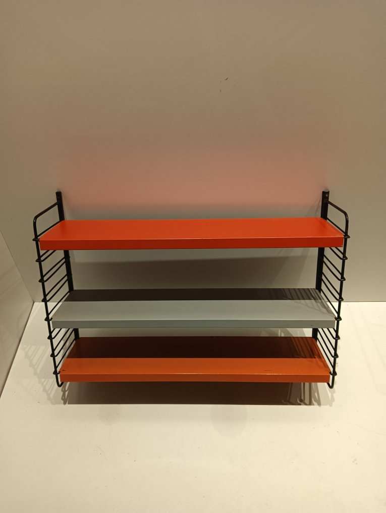 Στήλη επιτοίχιων ραφιών - Μέταλλο #2.1