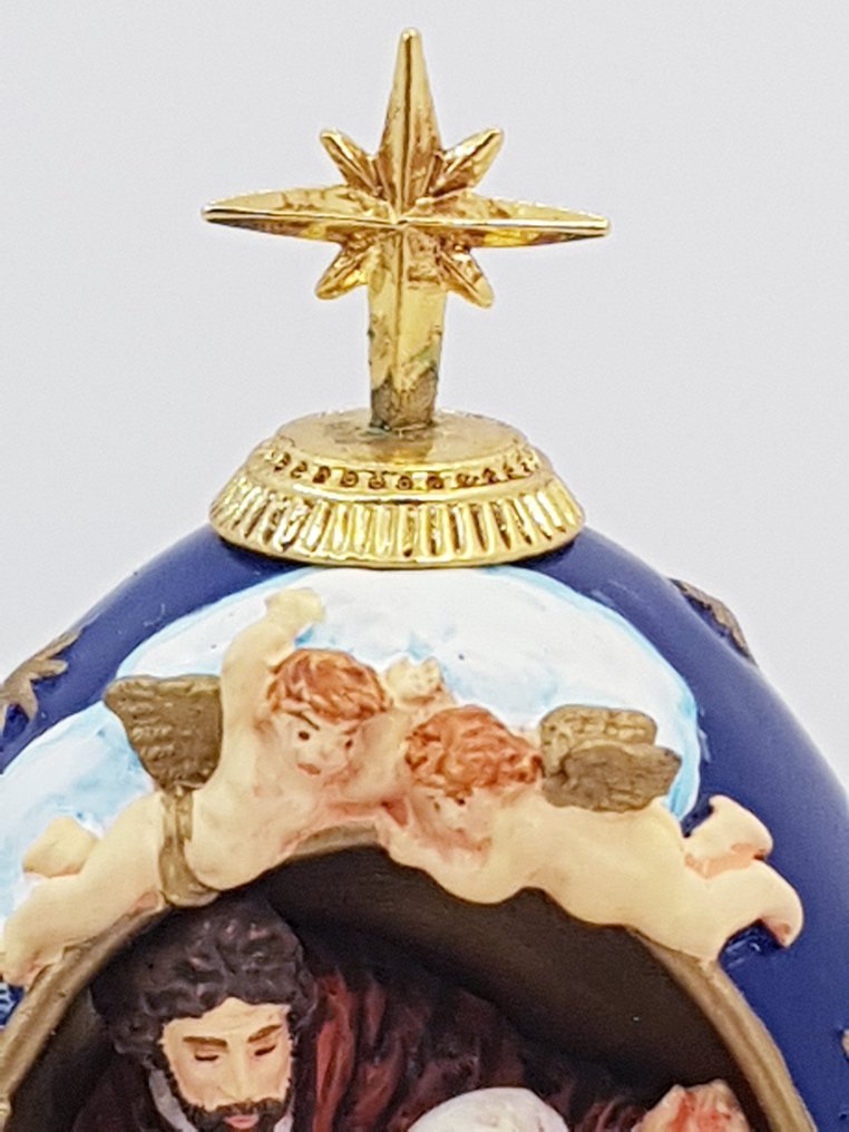 法贝热鸡蛋 - Fabergé/Franklin Mint ''The Nativity'' with COA, original polystyrene and outer box - 瓷, 镀金 #4.3