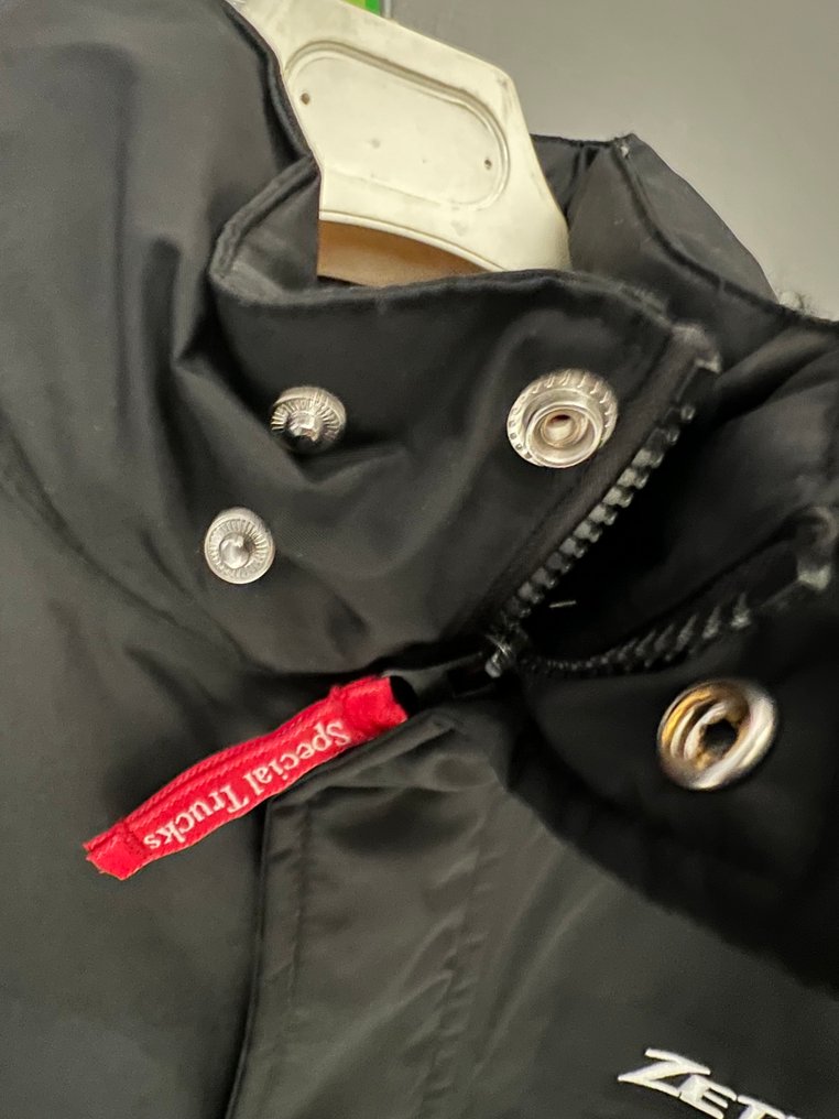 Mercede-Benz - 防水夾克 - New with tags #4.3