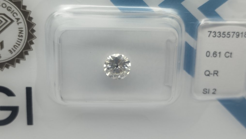 No reserve price - 1 pcs Diamond (Natural) - 0.61 ct - Round - SI2 - International Gemological Institute (IGI) - Q R #1.0
