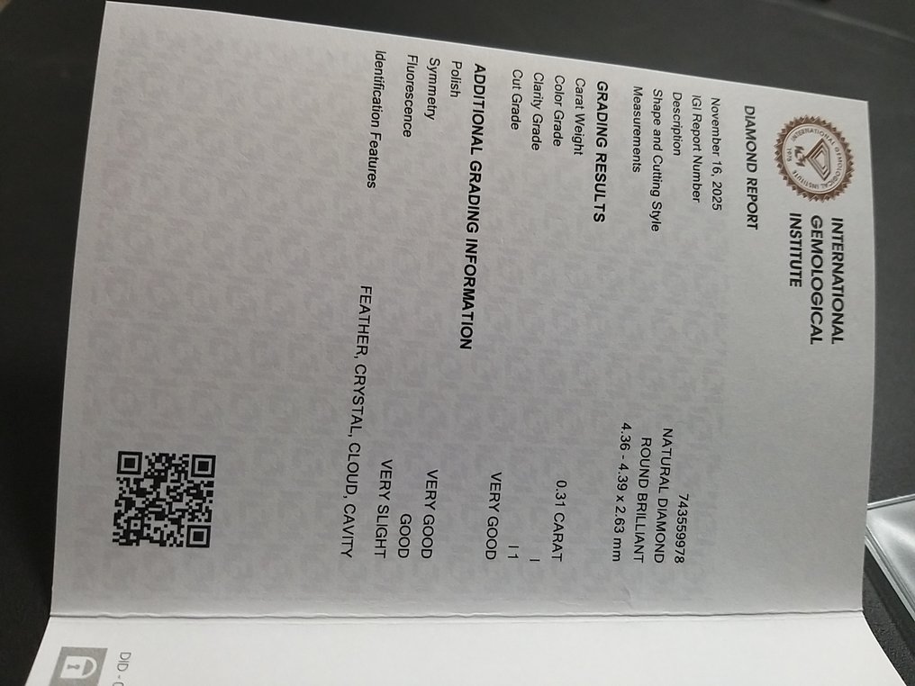 Fără preț de rezervă - 1 pcs Diamant (Natural) - 0.31 ct - Rotund - I - I1 - IGI (Institutul gemologic internațional) #2.1