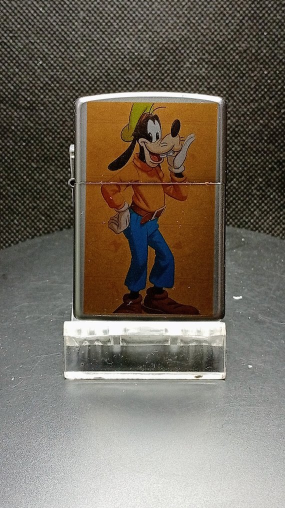 Zippo - 芝宝 - Goofy - 没有保留价 - 口袋打火机 - 钢材（不锈钢） #1.0