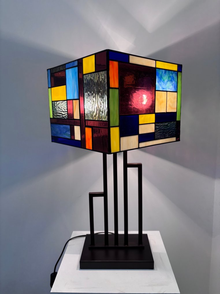 Stile Tiffany - Table lamp - Mondrian - Stained glass #4.3