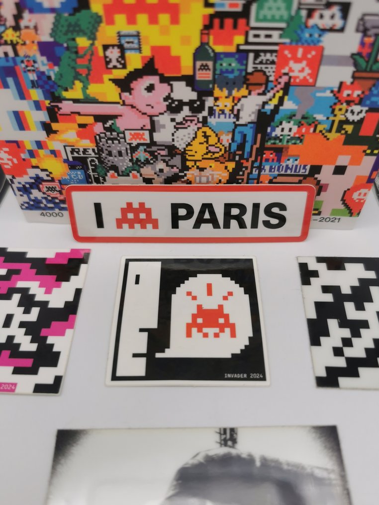 Invader - 4000: The Complete Guide To The Space Invaders - 1998-2021 + Stickers Invader Station - 2023 #4.3