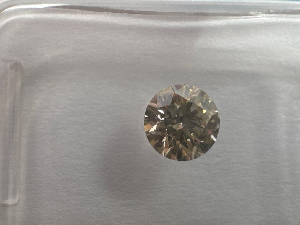 χωρίς τιμή ασφαλείας - 1 pcs Διαμάντι  (Φυσικού χρώματος)  - 0.50 ct - Στρογγυλό - Fancy Καφετί, Πρασινωπό, Κίτρινο - SI2 - International Gemological Institute (IGI) #1.0