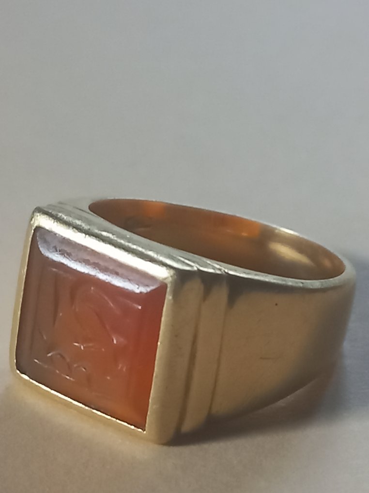 Ring with seal inscribed in Arabic - 18-karat yellow gold - 10.9 g - 18k gold and carnelian - Middle East - 20th century #2.1