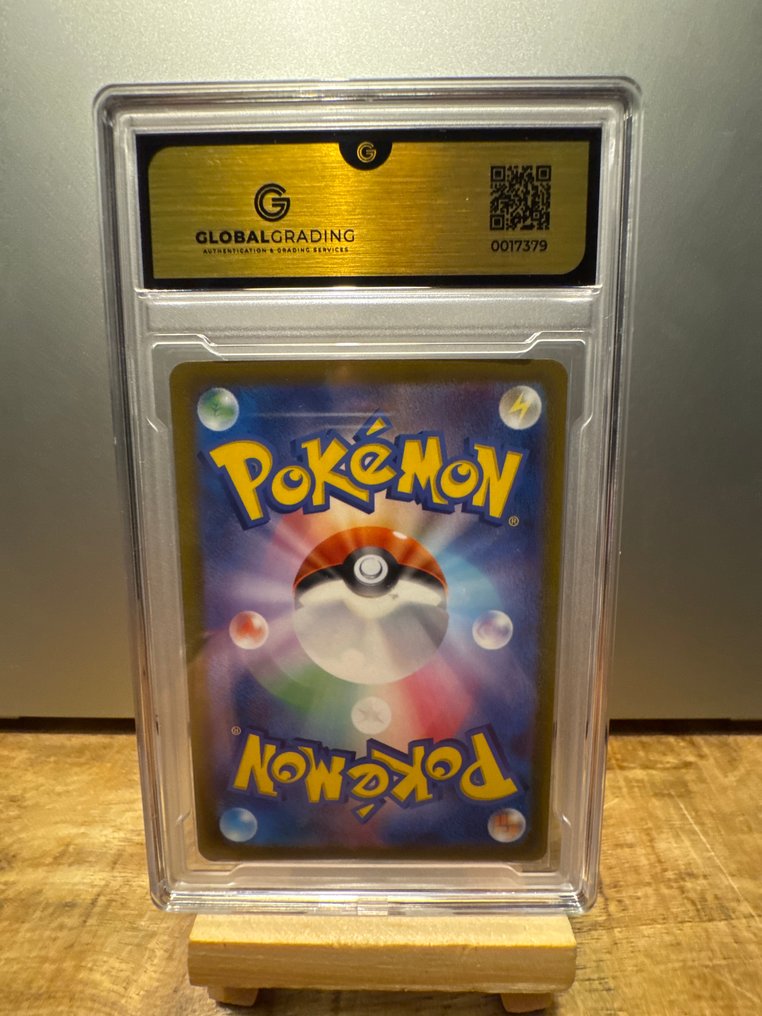 Pokémon - 1 Graded card - Charizard 211 压膜, 完整艺术 - GG 10 #2.1