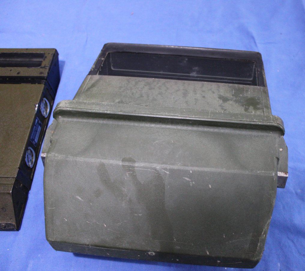 美国 - 2 x 潜望镜：M6 施耐德坦克潜望镜 1944 / 1 x 潜望镜 德国豹 - 军事装备 - 1944 #3.2