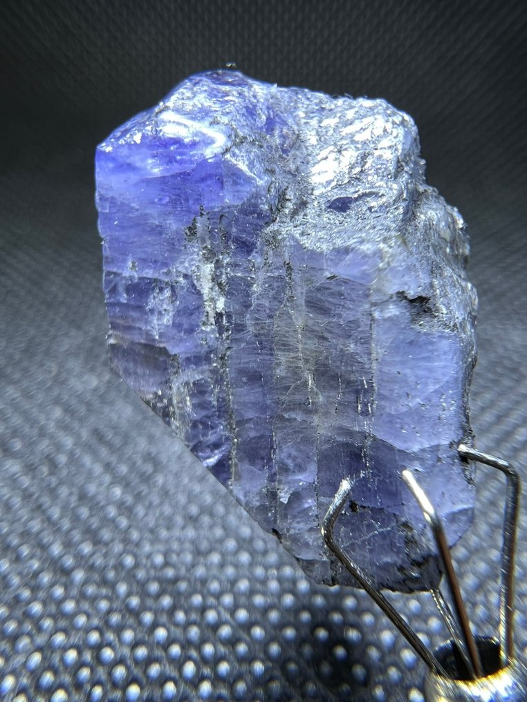 105,55 karátos természetes, kezeletlen drágakő tanzanit tétel Kristályok- 21.11 g - (4) #4.3