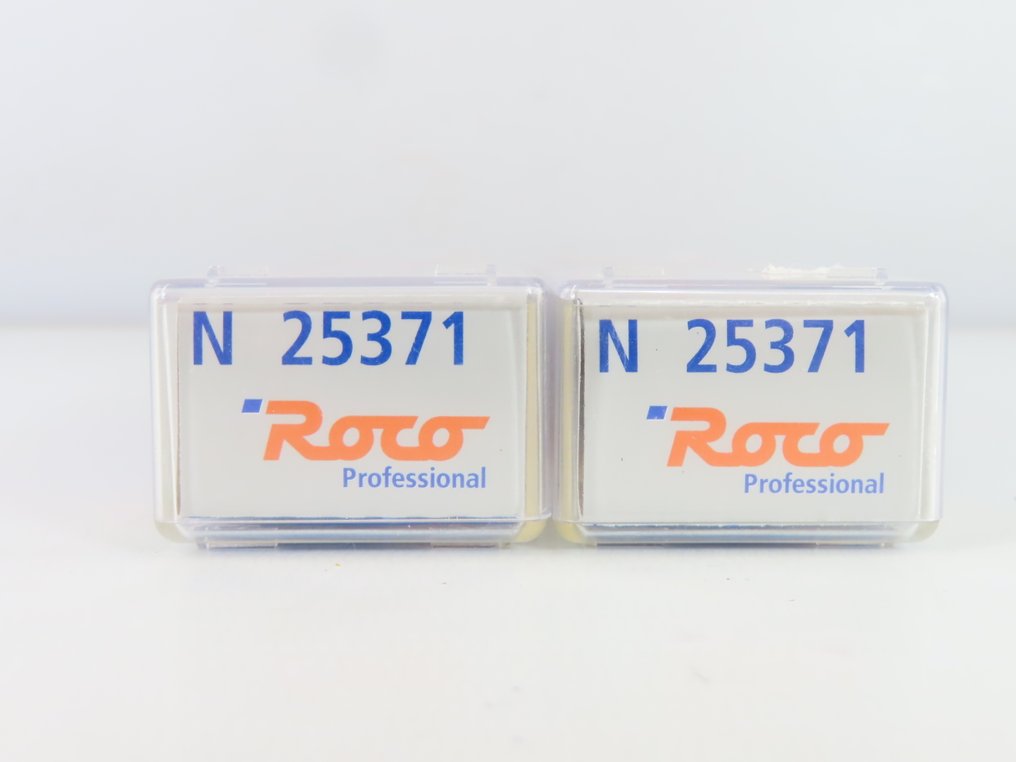 Roco N轨 - N25371 - 模型火车货运车厢 (2) - 2辆4节封闭式货车,标有“Railion” - NS #4.3