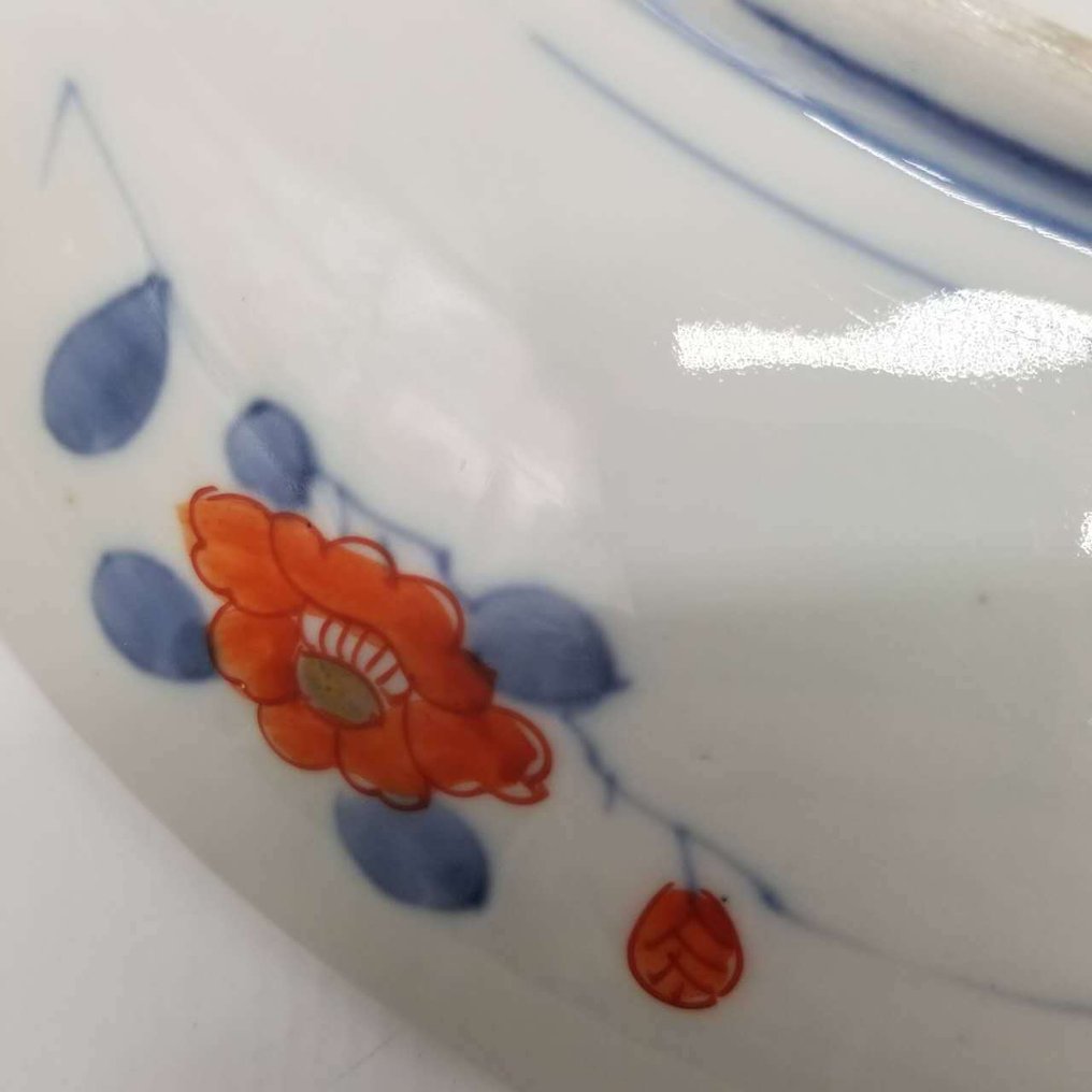 伊万里瓷盘,装饰有狮子神兽 - 瓷器 - 日本 - 大正時期(1912-1926) #1.0