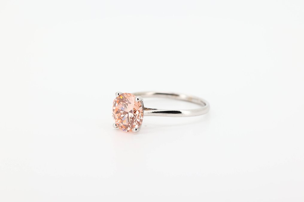 Ring - 14 kt. White gold - 2.40ct. tw. Pink Diamond (Fancy coloured lab-grown diamond) - Fancy Intense Pink-VS1 #3.2