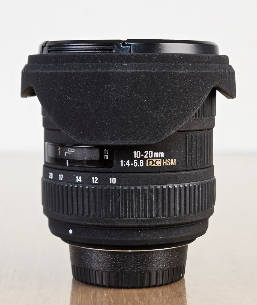 Sigma 10-20mm f/4-5.6 DC HSM EX – Nikon F mount – Ultra Wide Zoom with Original Case and Caps Obiettivo zoom #1.0
