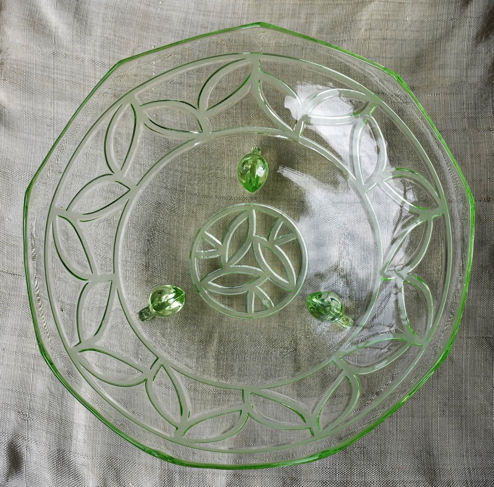 Schwepnitz - 碗 - 铀玻璃 #4.3