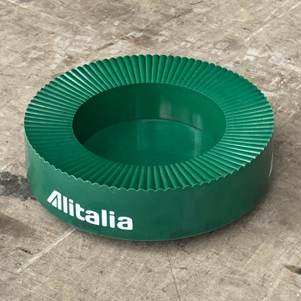 Joe Colombo - Ashtray - Plastic - Joe Colombo Alitalia #1.0