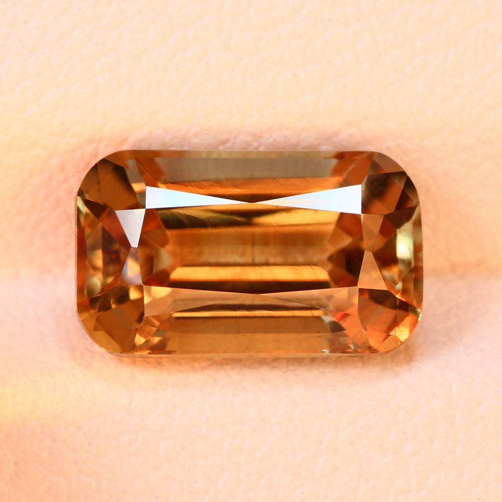 没有保留价 - 1 pcs  黄色, 绿色, 橙色, 粉色 水硬铝石  - 2.80 ct - 国际有色宝石协会（ICA GemLab） #2.1