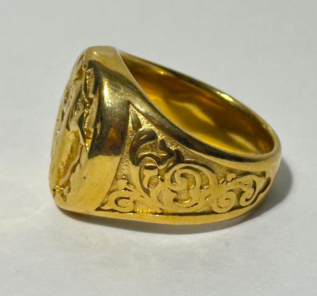 带有“奇迹圣母”图案的宗教戒指。高品质。 - 戒指 - 金属，低过敏性 #1.0