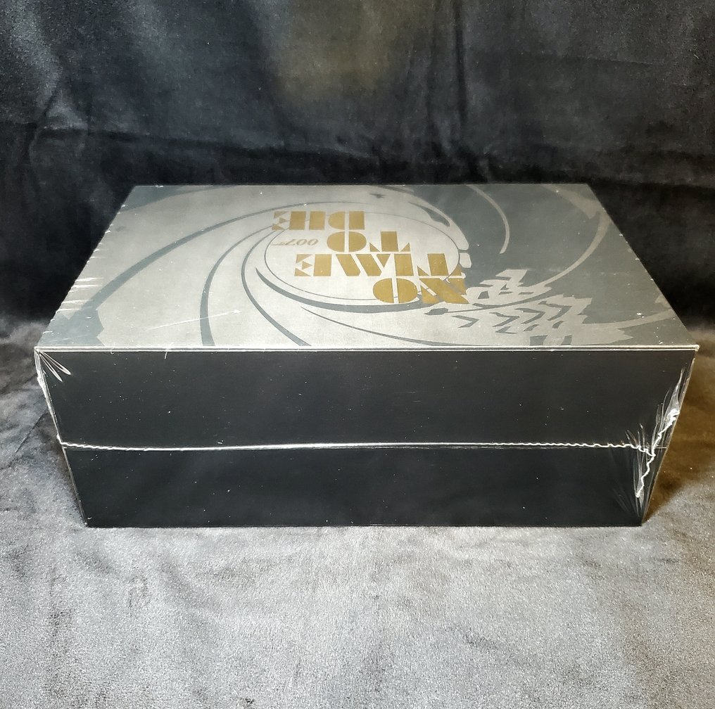 Corgi Classics 1:12 - Machetă Motocicletă - Scale James Bond Victory Scrambler 1200 XE 007: No Time to Die Brand new #1.0