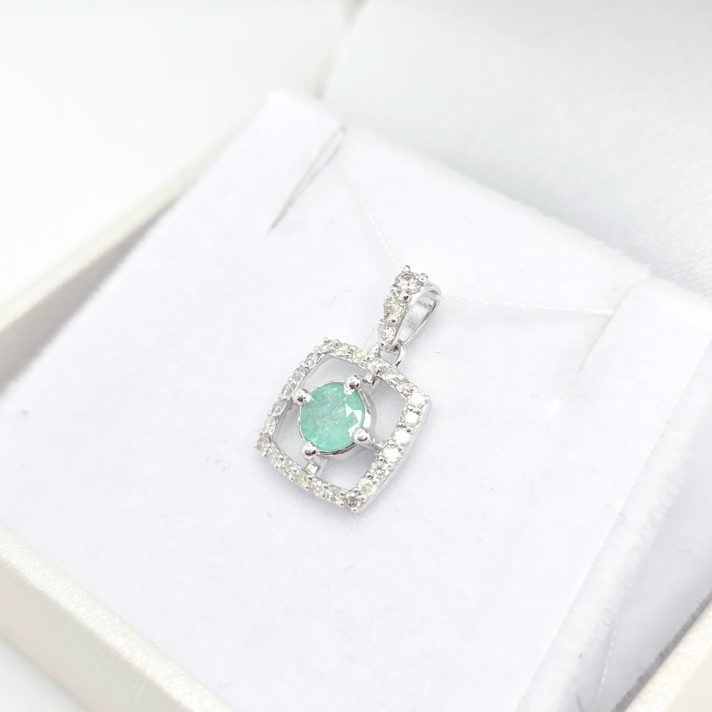 Sans prix de réserve - Pendentif - 14 carats Or blanc -  0.54ct. tw. Émeraude - Diamant #1.0