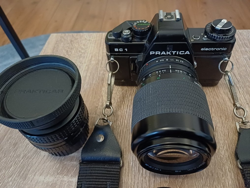 Praktica BC1 Electronic + Pentacon Prakticar MC lenzen: 1.8/50mm + PB 4-5.6/55-200mm | Egylencsés reflex fényképezőgép (SLR) #1.0