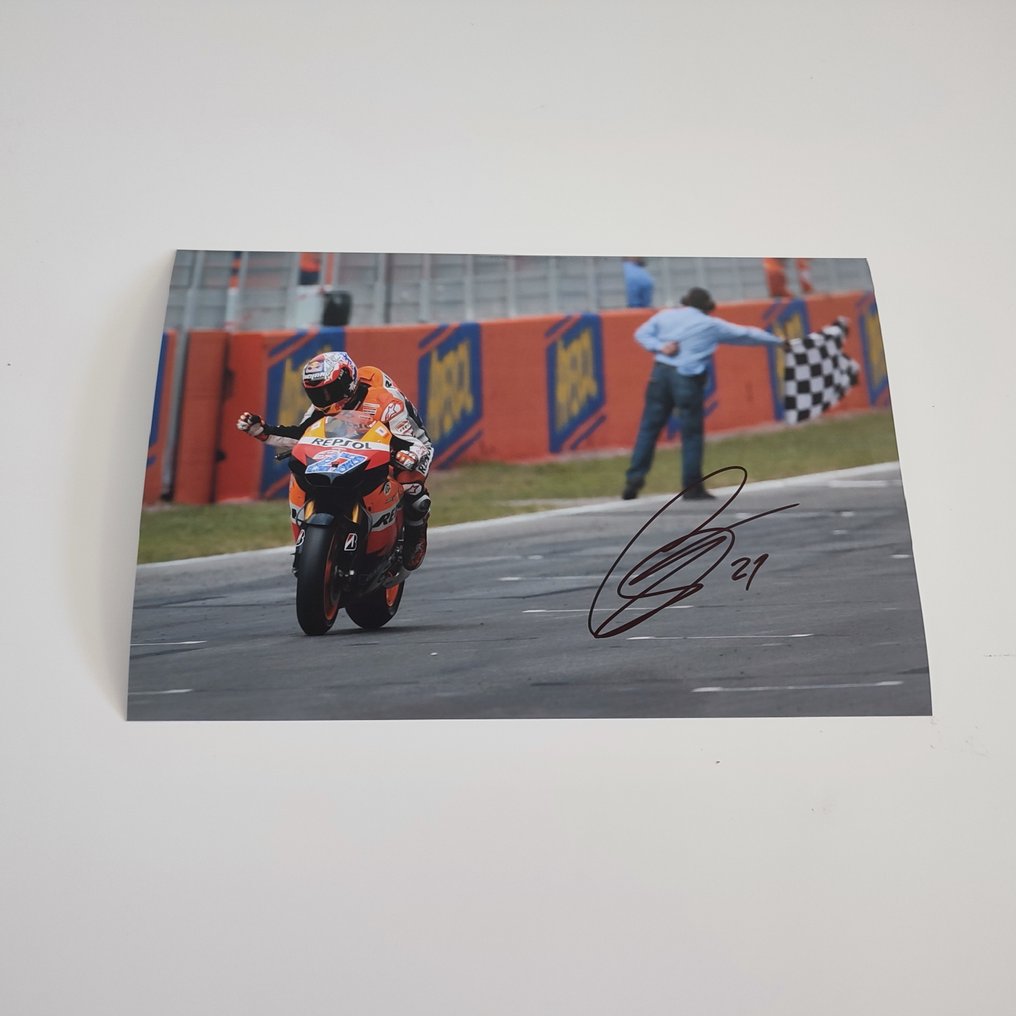 本田車隊 - MotoGP - Casey Stoner - 2011 - 照片  #1.0