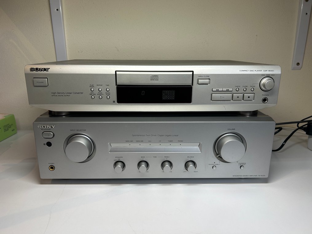 Sony - TA-FE370 + CDP-XE500 Solid state amplifier - Multiple models #1.0