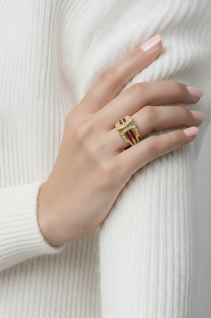 Δαχτυλίδι - 18 καράτια Κίτρινο χρυσό, Αποκλειστικό δαχτυλίδι από 18K κίτρινο χρυσό με ρουμπίνι και διαμάντι 0,64 καρατίων. Διαμάντι (Φυσικό)  #2.1