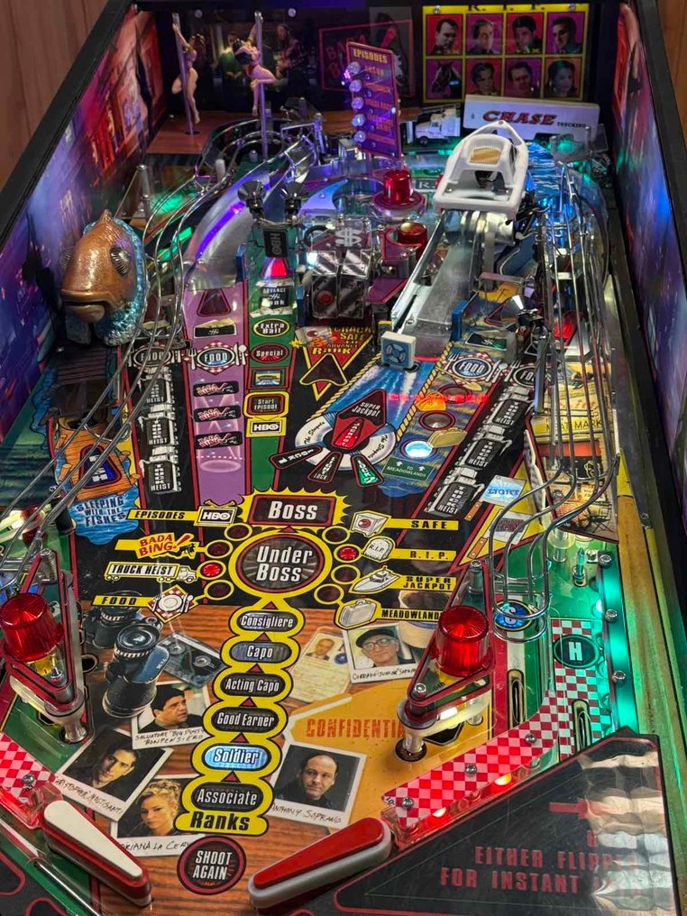 The Sopranos Pinball Machine (Stern, 2005) – Fully Working – Collector’s Item  - Electronic pinball machine - 1990-2000 - U.S. #4.3