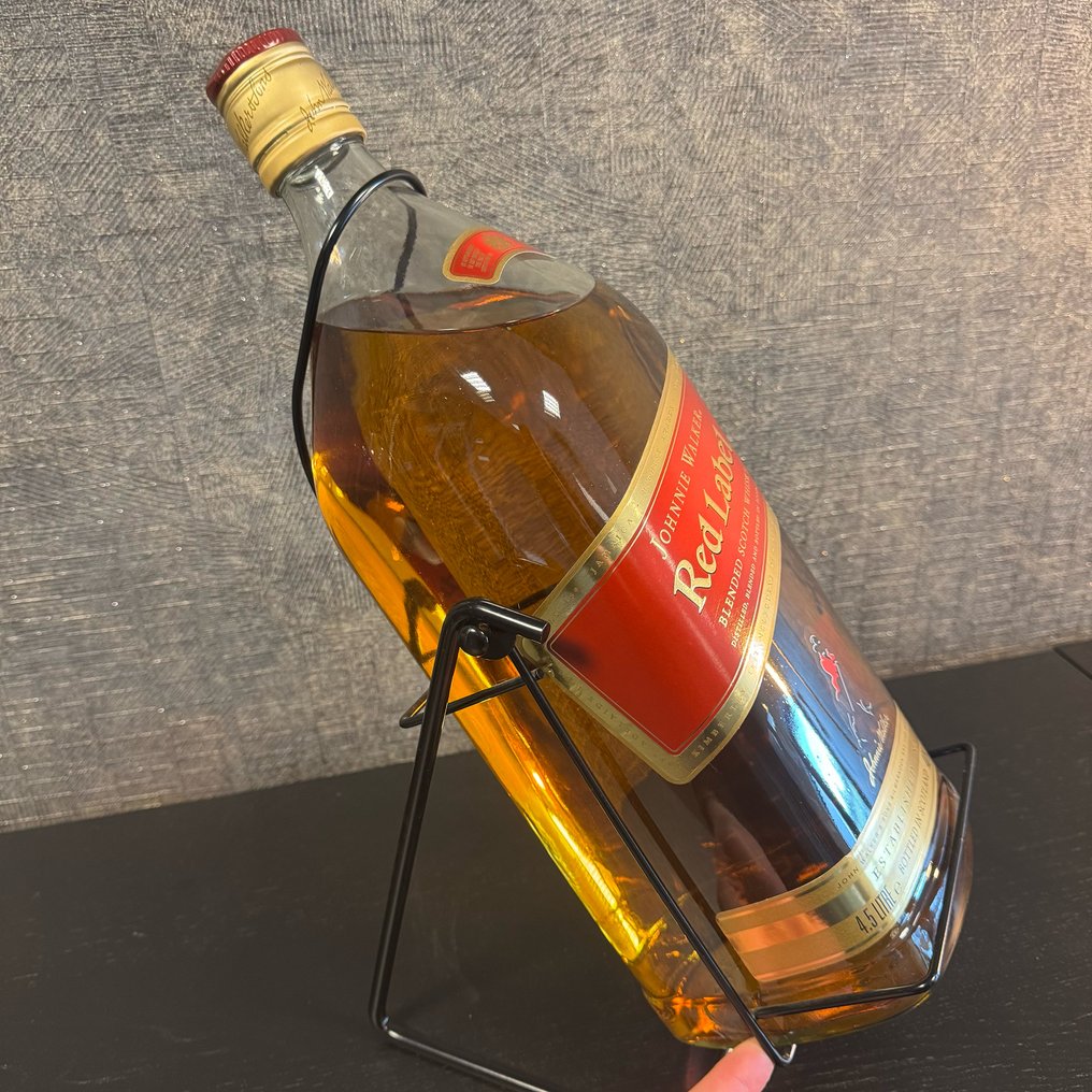 Johnnie Walker Red Label w/standee  - 4,5 λίτρα #3.2