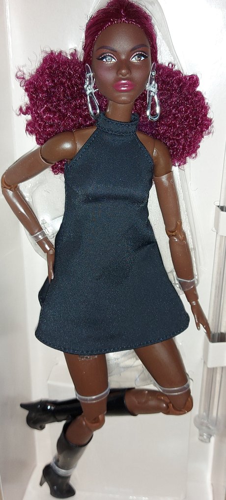 Mattel  - 芭比娃娃 Barbie de Collection 'Signature Basics Model 03",de 2025,Neuve/Boîte endommagée - 2020+ #3.2