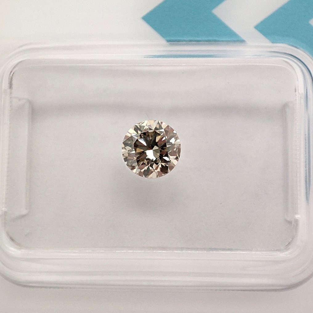 没有保留价 - 1 pcs 钻石 (天然色彩的) - 0.50 ct - 圆形 - Fancy light 稍帶棕色的 黄色 - SI1 微内含一级 - 国际宝石研究院(IGI) #1.0