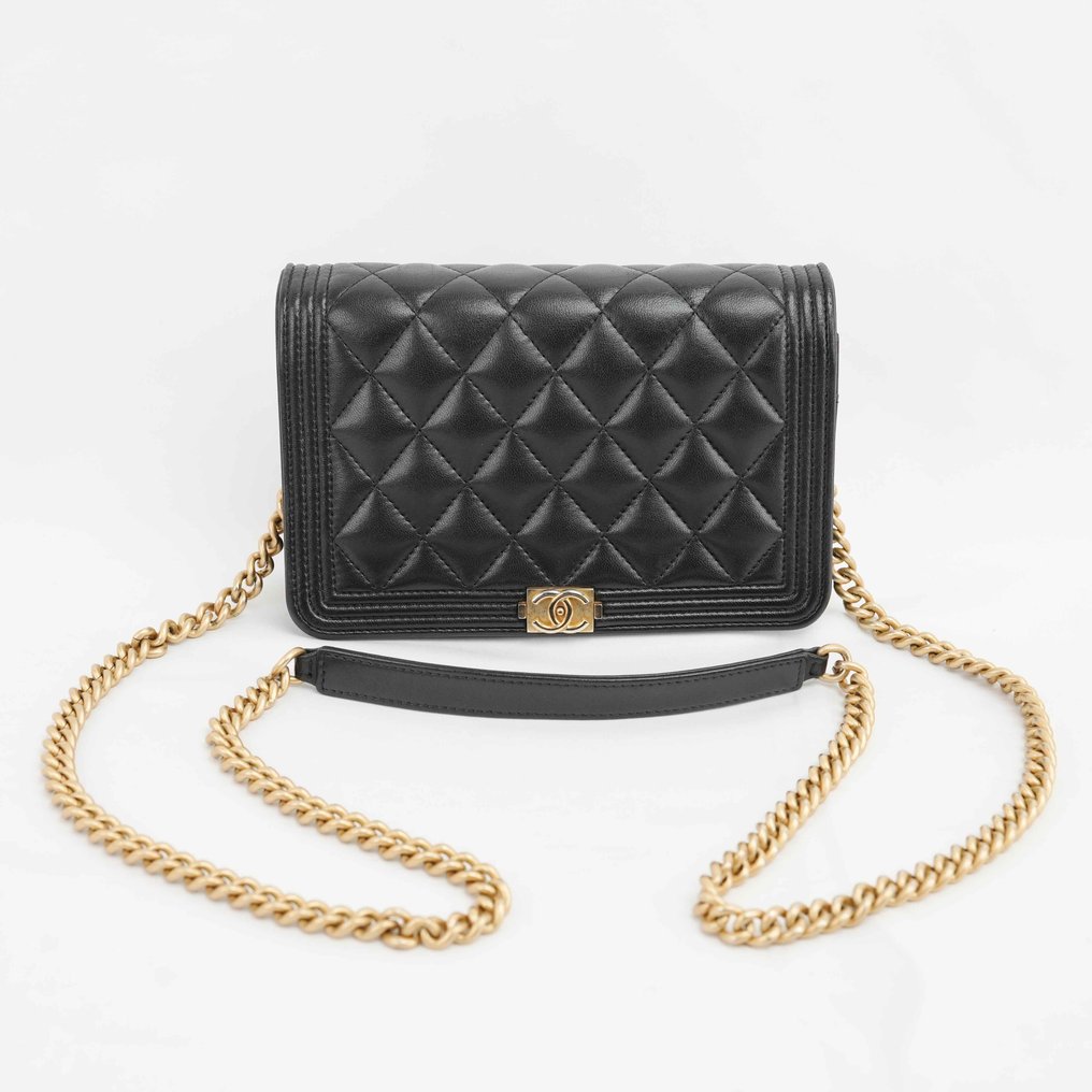 Chanel - Chanel Boy Wallet on Chain (WOC) in Black Quilted Lambskin – Gold-Tone Hardware - 挂肩式皮包 #2.1