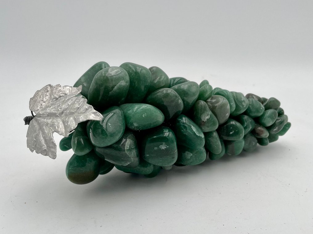 Sculpture, Luxurious Polished Stone Grape Cluster - L. 23 cm, Record Weight 1kg - 23 cm - Jade #2.1