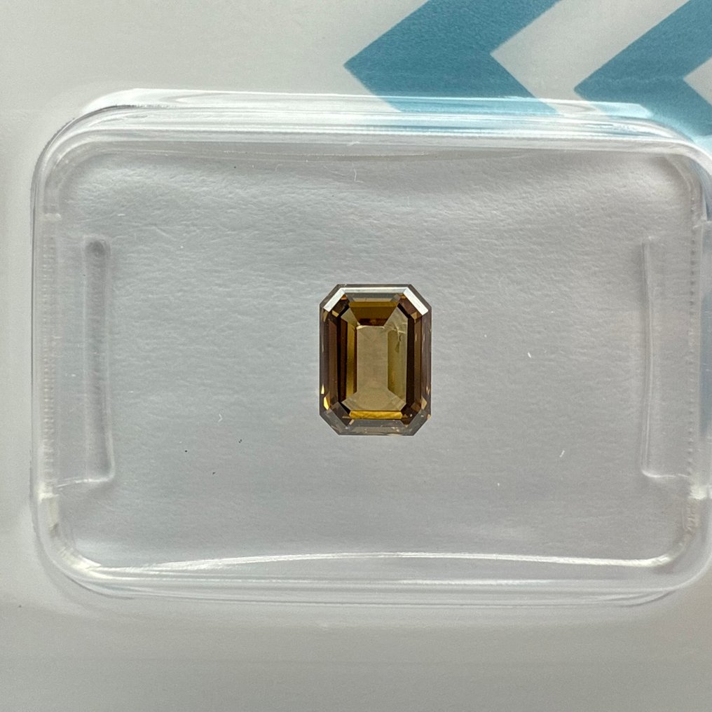 没有保留价 - 1 pcs 钻石 (天然色彩的) - 0.65 ct - 祖母绿 - Fancy deep 棕色 橙色 - SI1 微内含一级 - 国际宝石研究院(IGI) #3.2