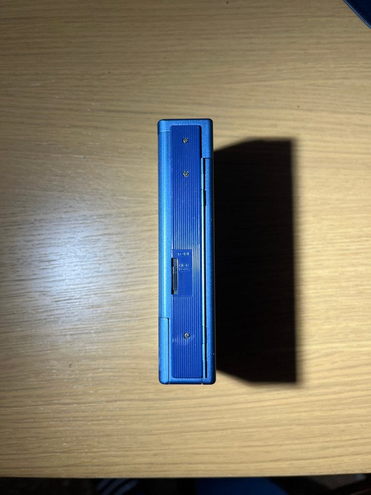 Sony - TPS l-2 Walkman #4.3