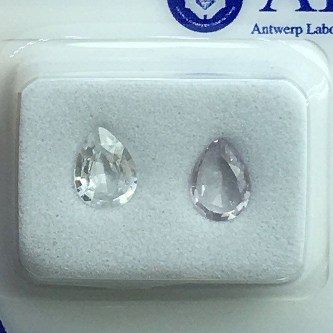 No Reserve Price - 2 pcs  Colourless Sapphire  - 1.35 ct - Antwerp Laboratory for Gemstone Testing (ALGT) - NATURAL SAPPHIRE #1.0