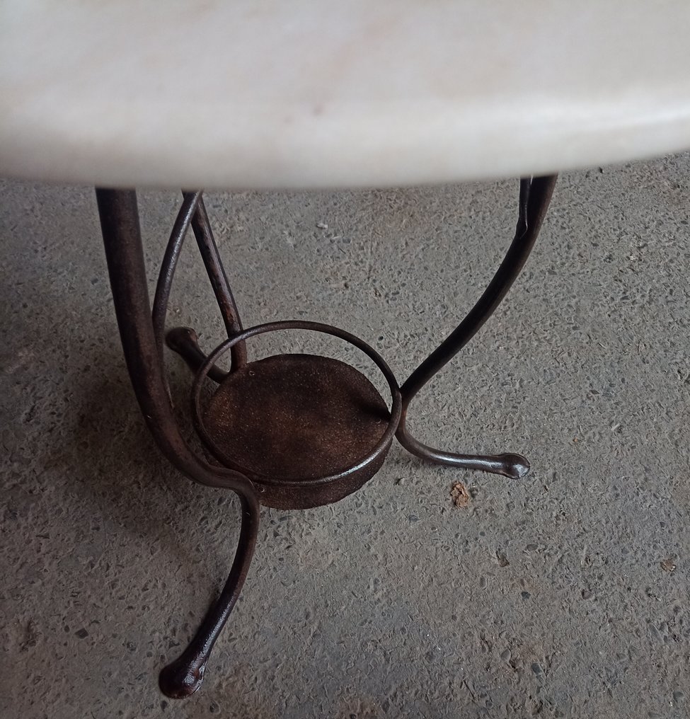 边桌 - 熟铁, 大理石 #3.2