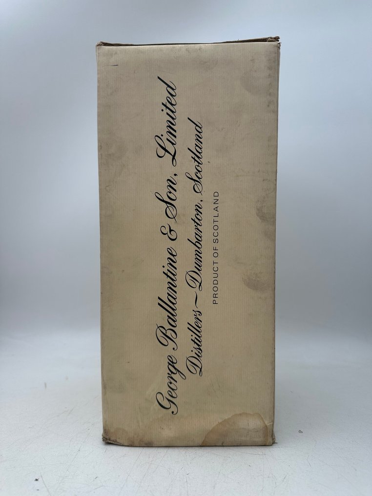 Ballantine's - Built-in Pourer  - b. 1970年代 - 2 公升 #2.1