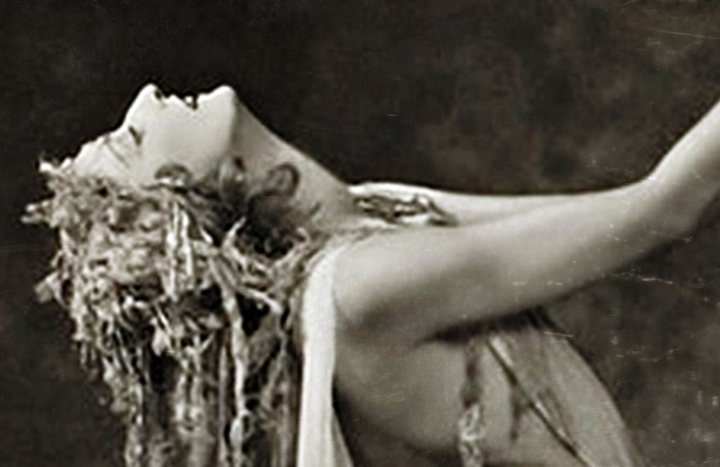 Frédérique Longrée - Sélène #3.2