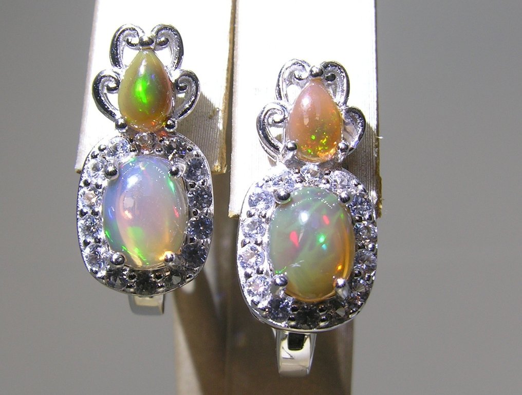 Opale Orecchini - Altezza: 19.5 mm - Larghezza: 9.8 mm- 6.4 g - (2) #3.2