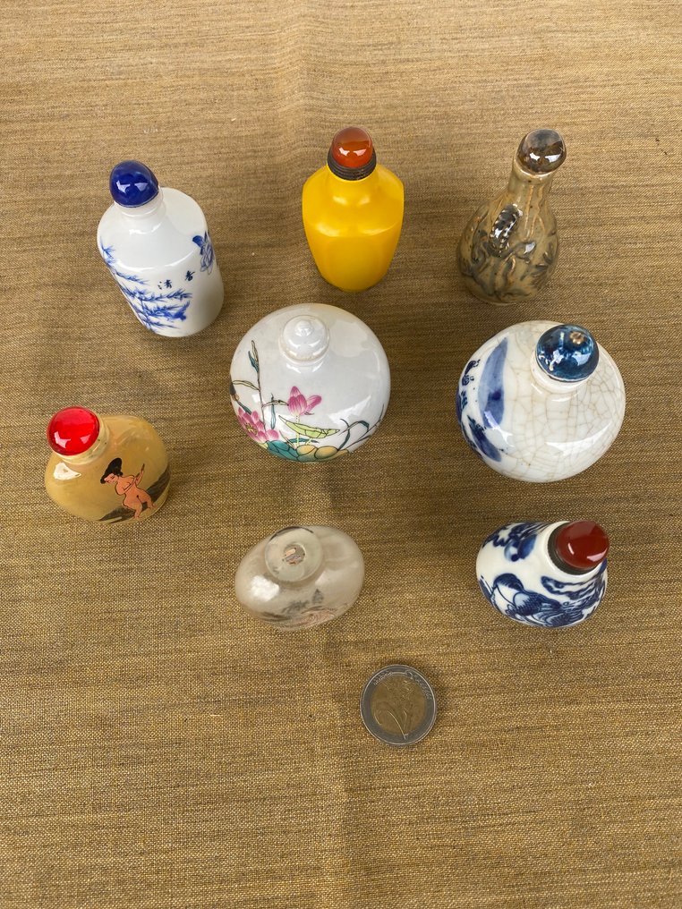 Branded merchandise collection - Bottiglie da fiuto in porcellana e vetro #2.1